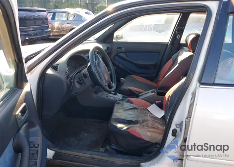 1993 Toyota Camry Le z USA, uszkodzony, nr VIN 4T1SK12E0PU241153